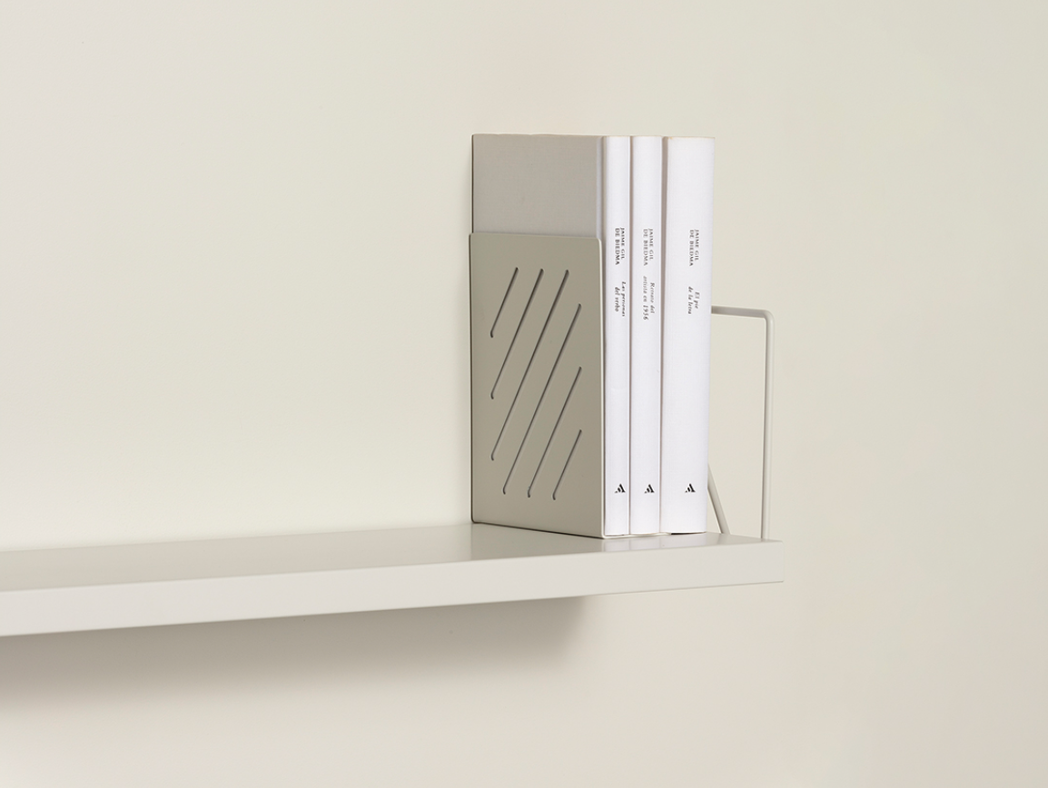 JM Massana /JM Tremoleda| TRIA Shelf