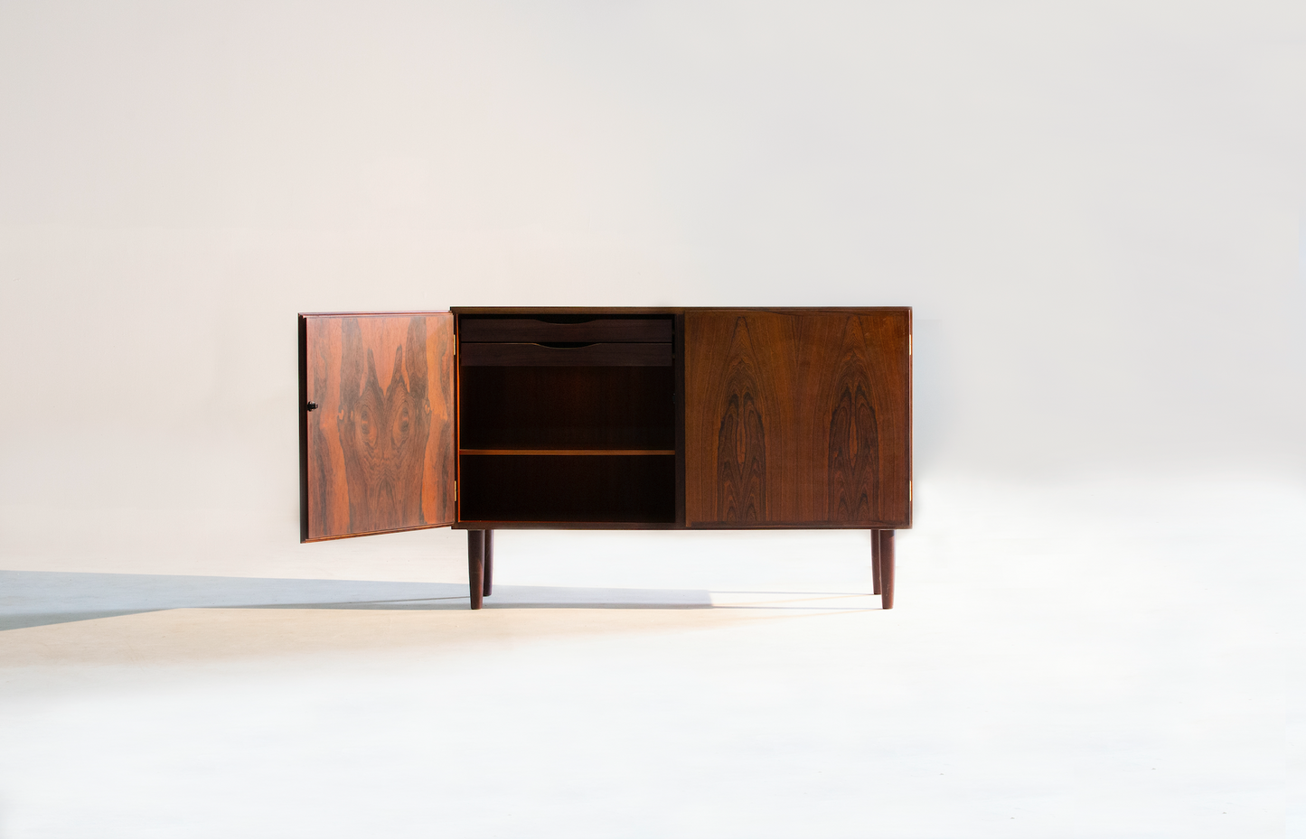 Omann Jun|Rosewood Sideboard