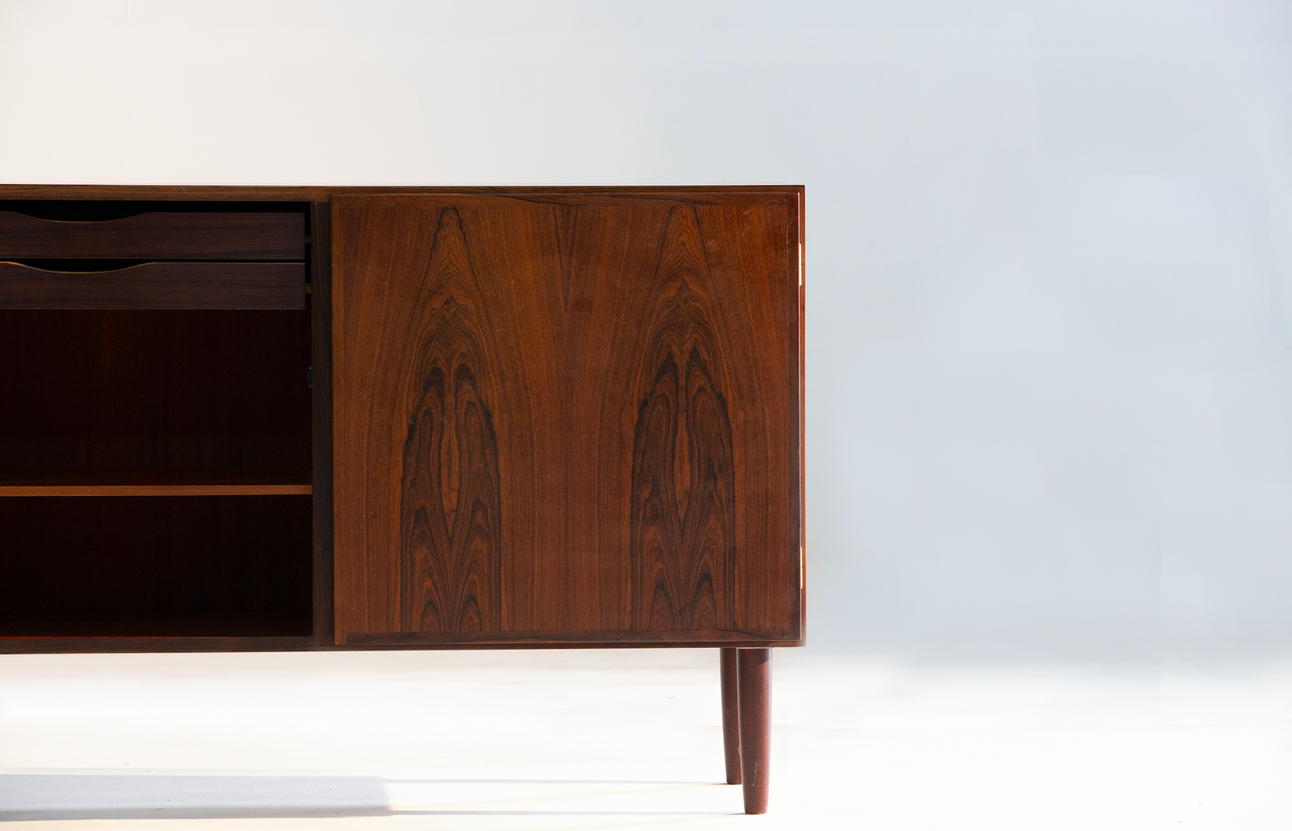 Omann Jun|Rosewood Sideboard