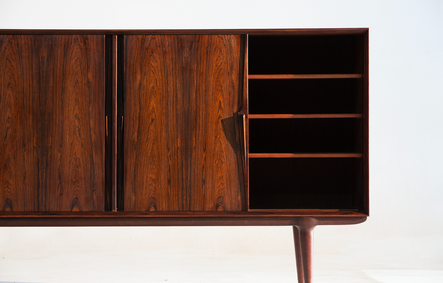 Omann Jun|Rosewood Sideboard