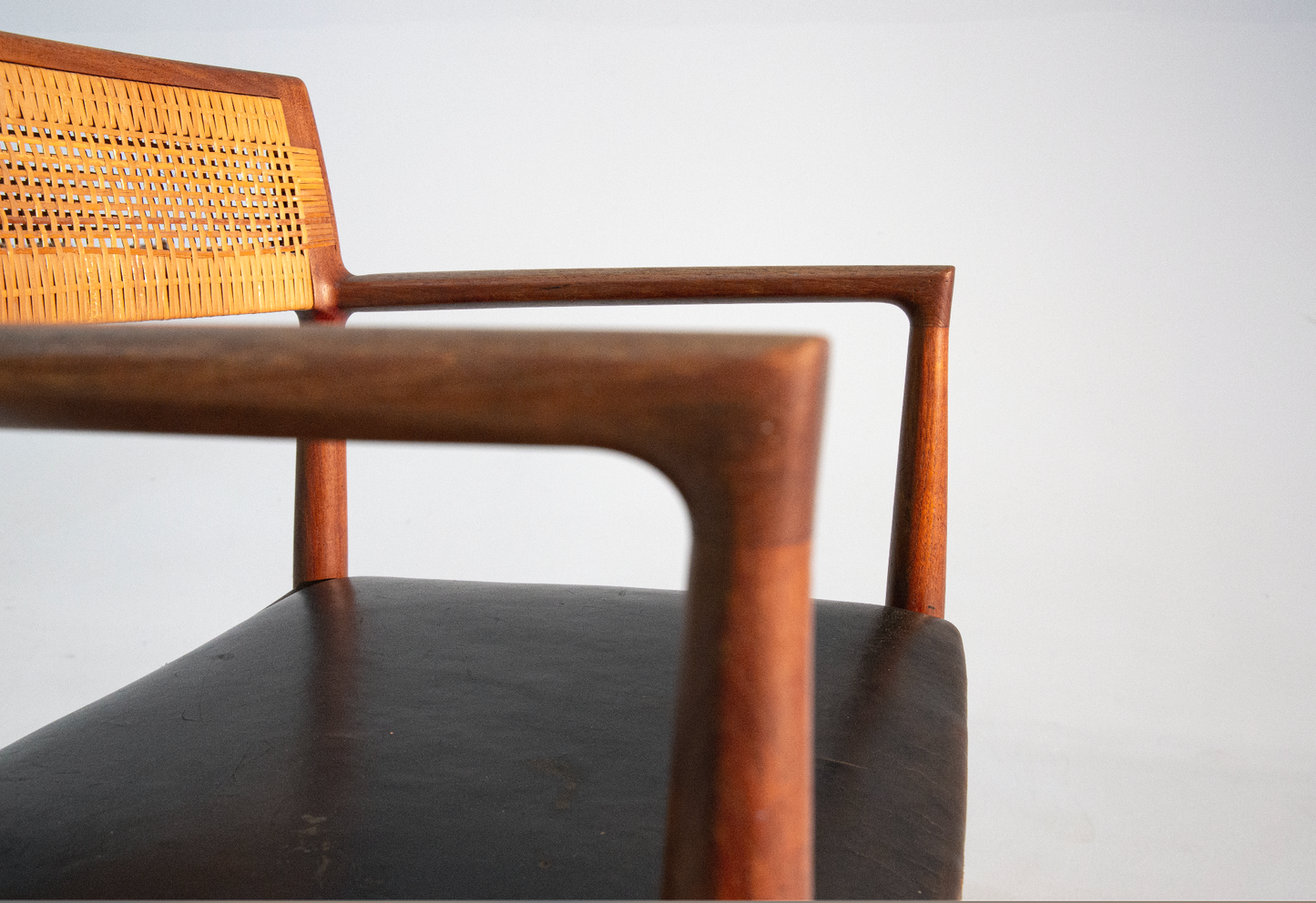 Erik Wortz|Armchair