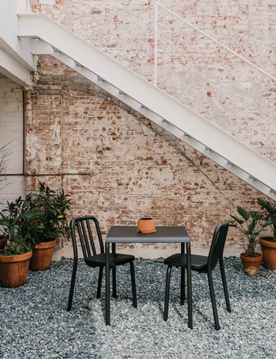 Eugeni Quitllet| Tube Square Table