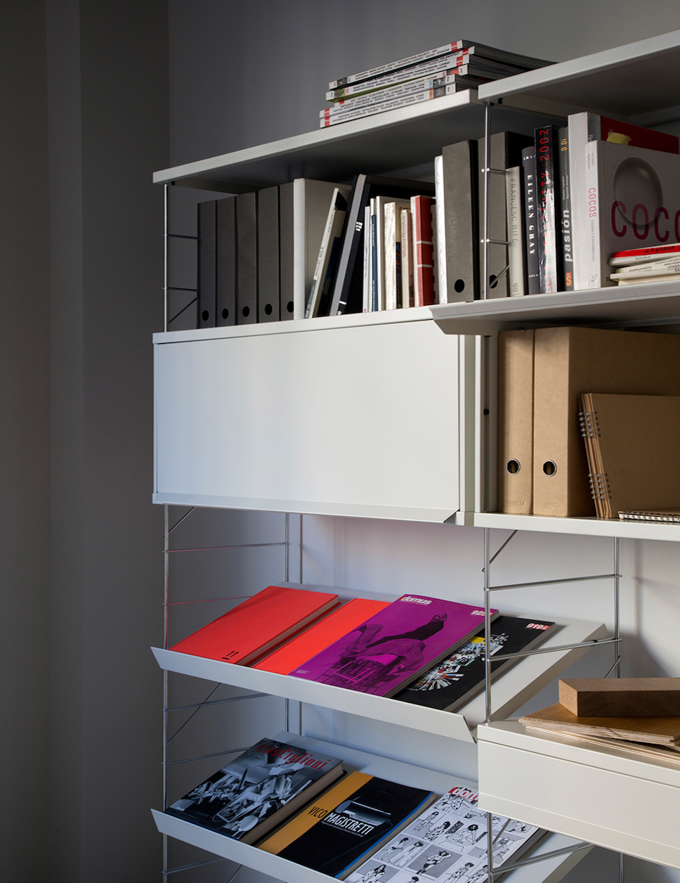JM Massana /JM Tremoled| TRIA Shelving System Office