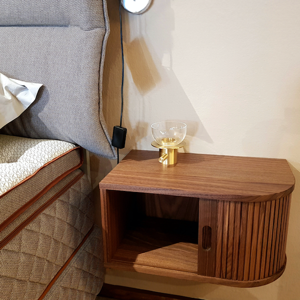 BPS | No.129 Bedside
