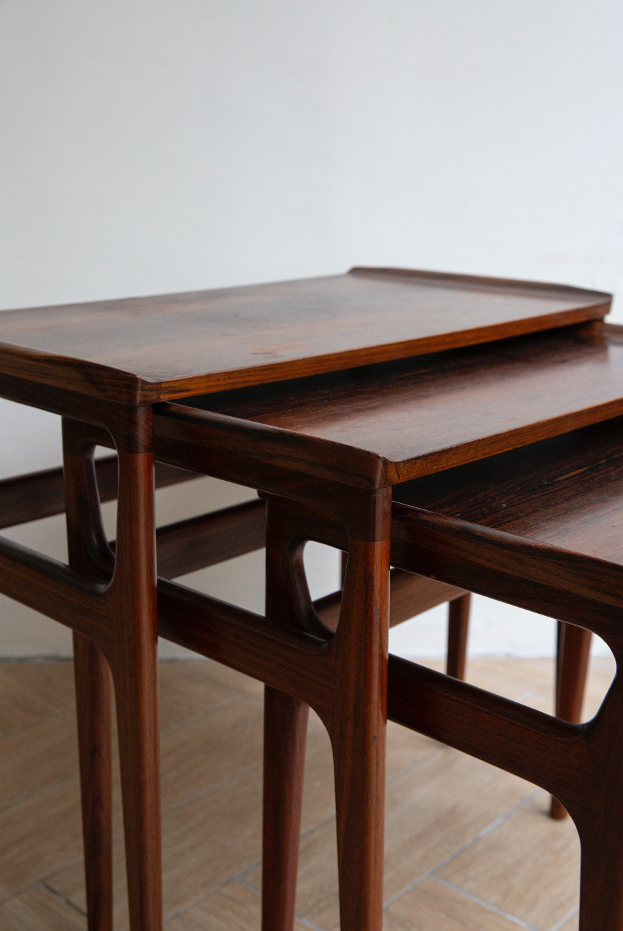 Erling Torvits Nesting Table