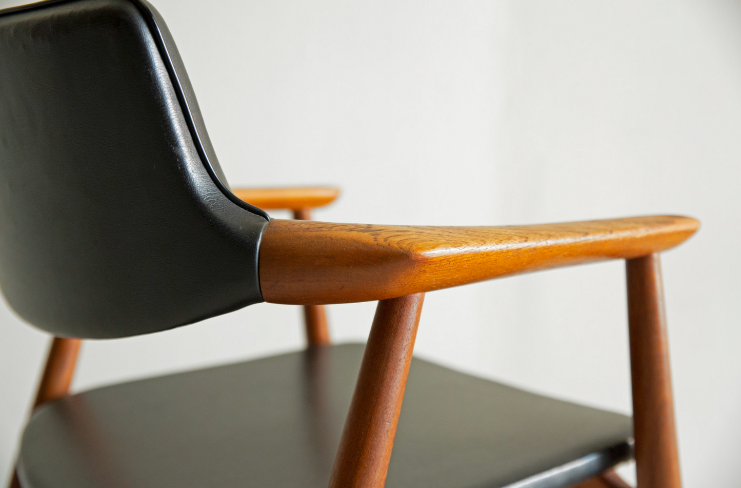 Svend Age Eriksen|Model GM11