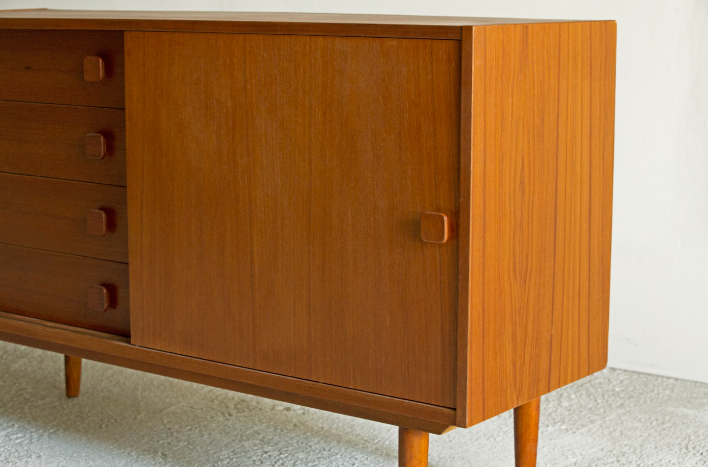 60's Vintage Sideboard