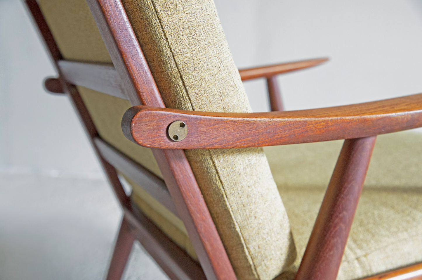 Hans. J Wegner|GE270