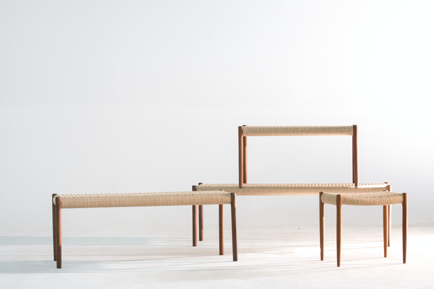 JL Møller | Model 63B Bench