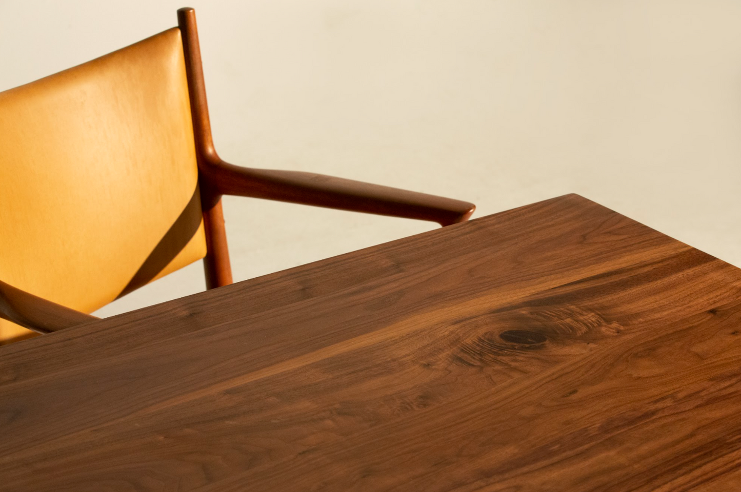 VG Table