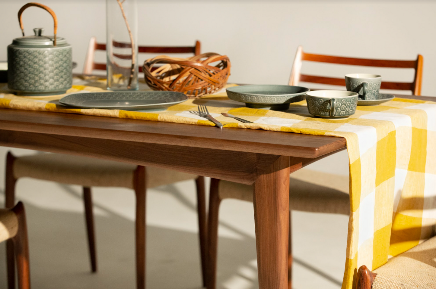 VG Table