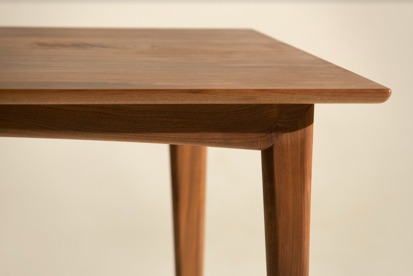 VG Table