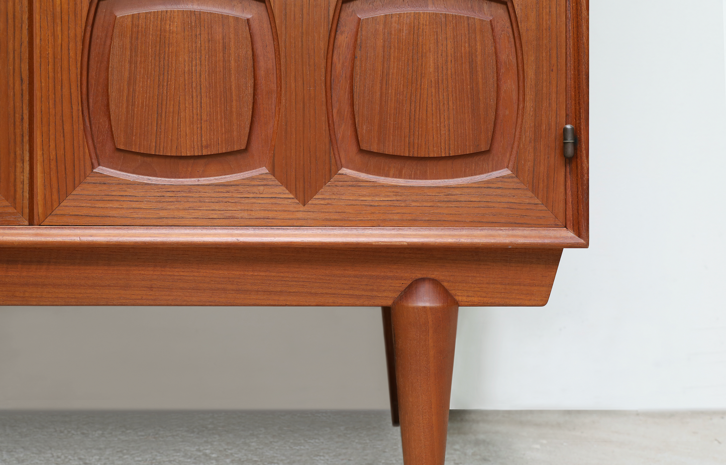 Adolf Relling、Rolf Rastad|Teak Cabinet