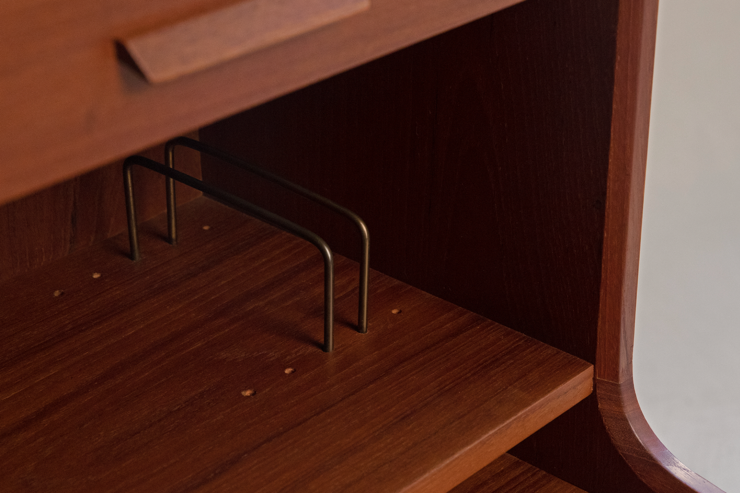 Arne Wahl Iversen|Model 55 Cabinet
