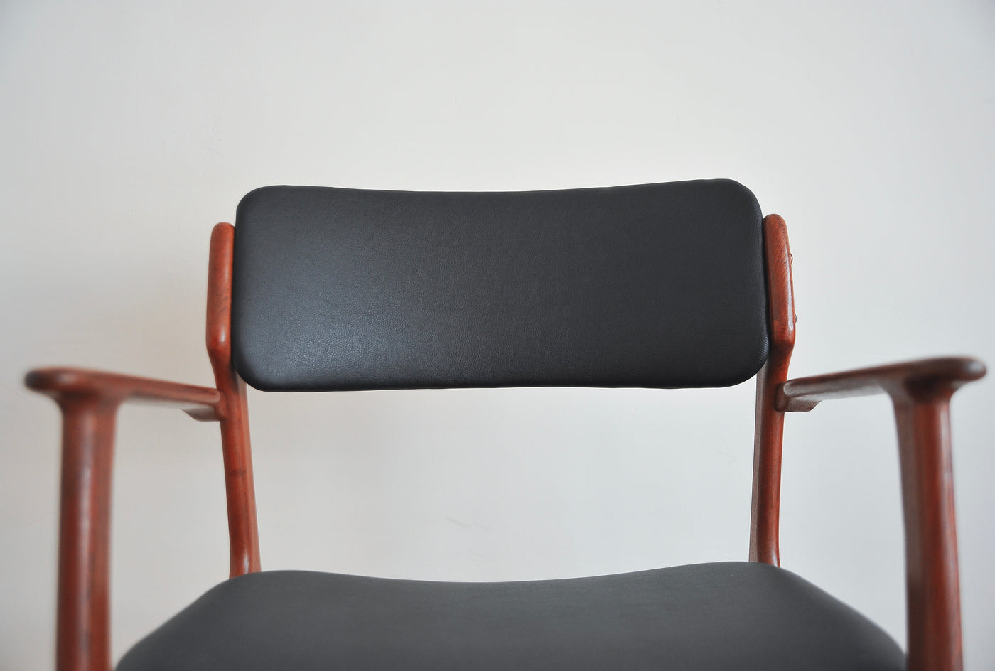 Erik Buch|model50扶手椅