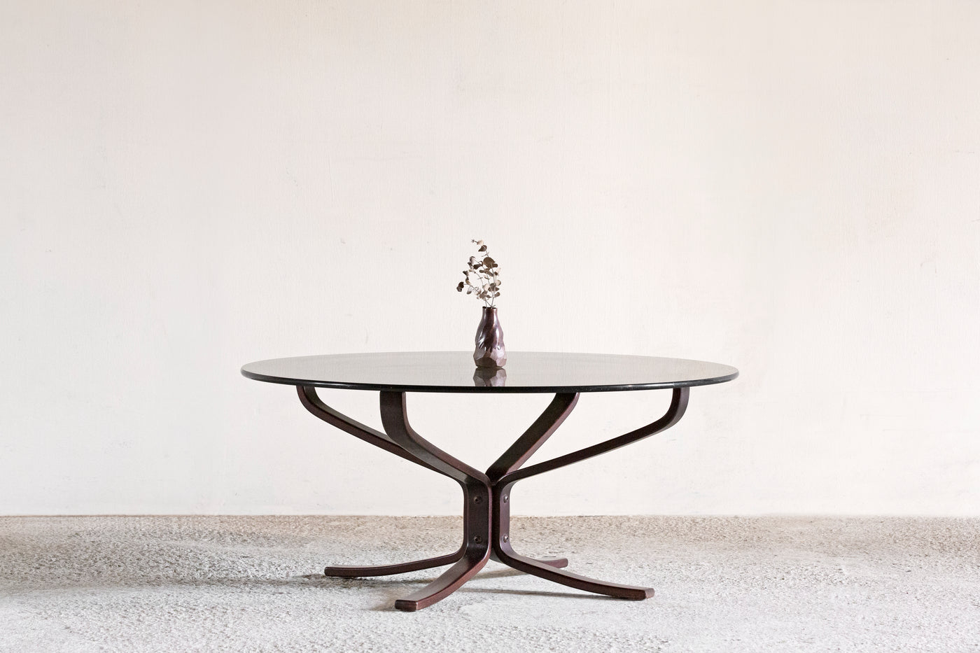 Sigurd Resell Attr.|Falcon Coffee Table
