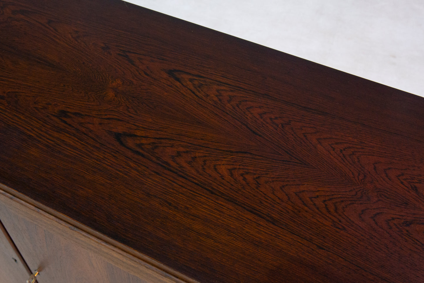 Omann Jun|Rosewood Sideboard