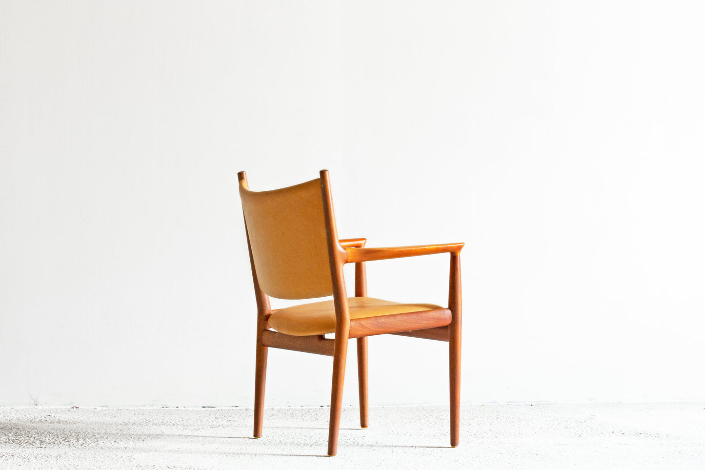 Hans J. Wegner | PP513 Armchair