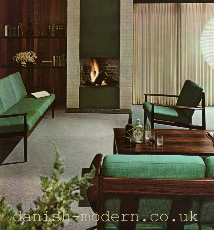 Model 128 vs. Grand Danois – VG LIVING