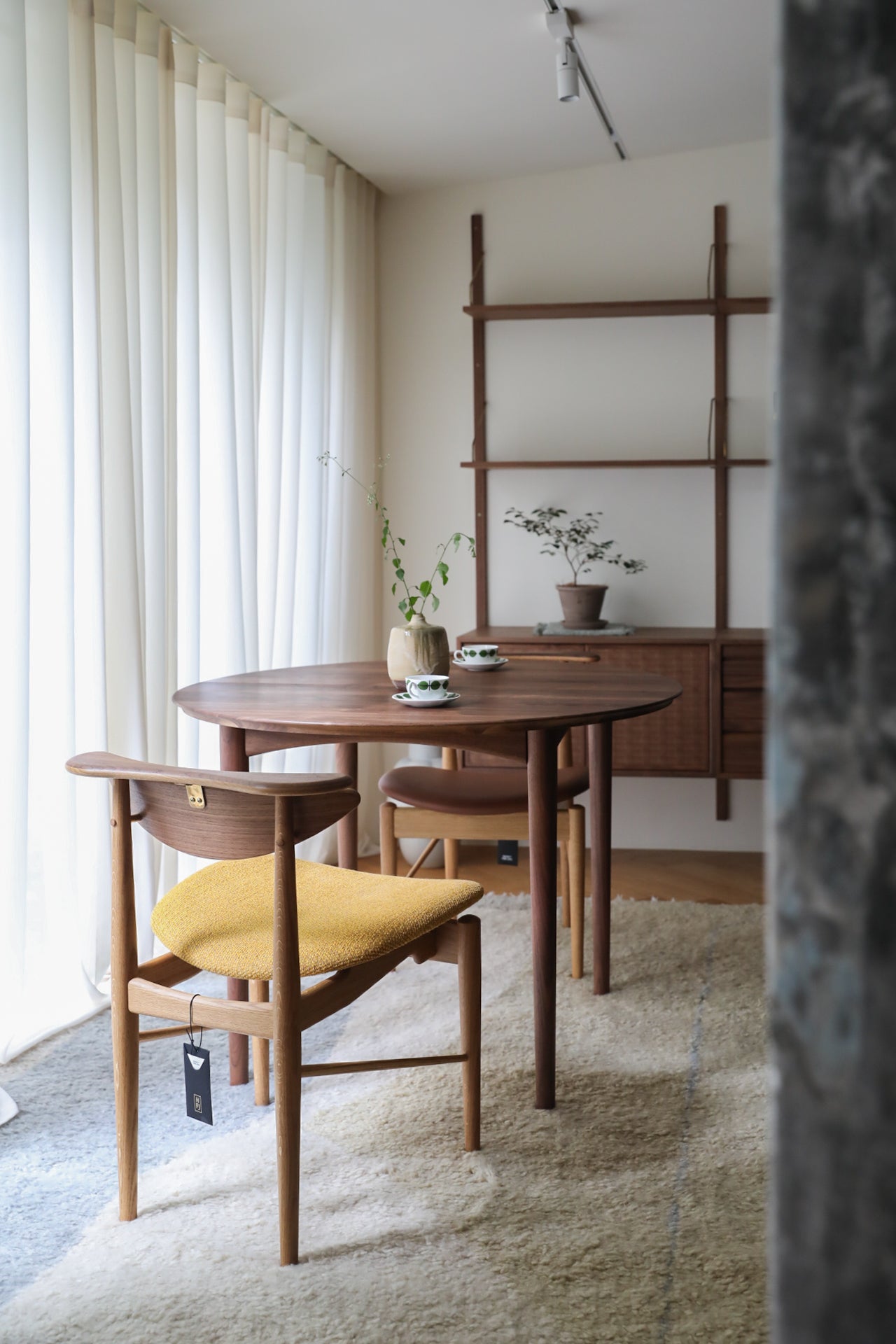 Daughter's Table - Round & Extension