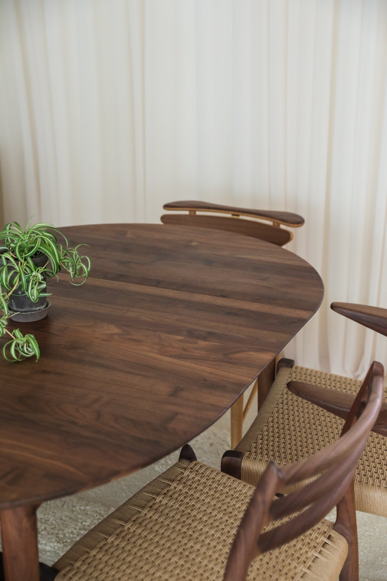Daughter's Table - Round & Extension