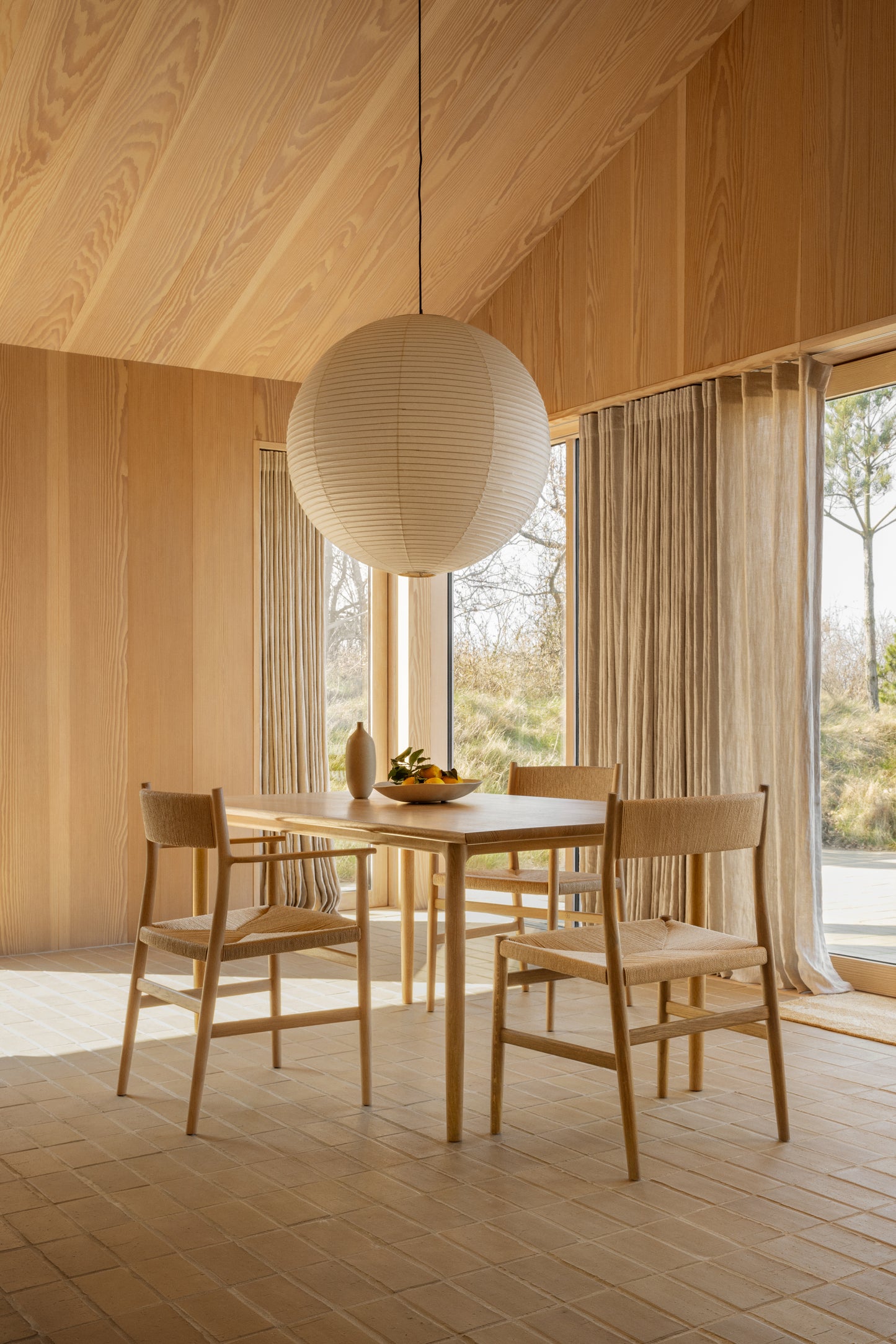 David Thulstrup｜ARV Table