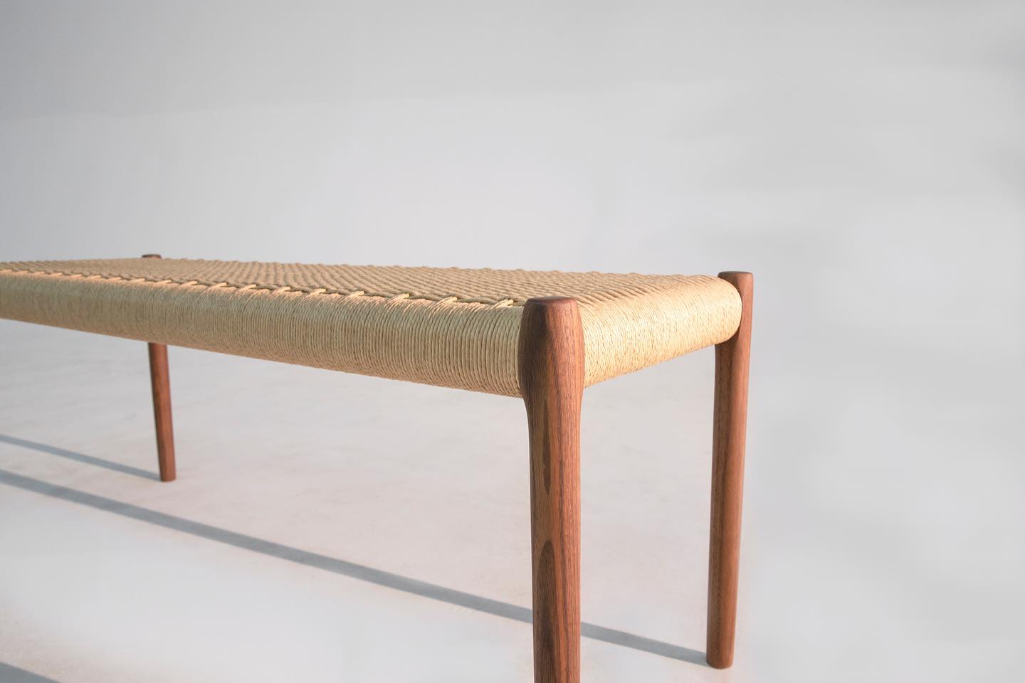 JL Møller   |   Model 63 Bench