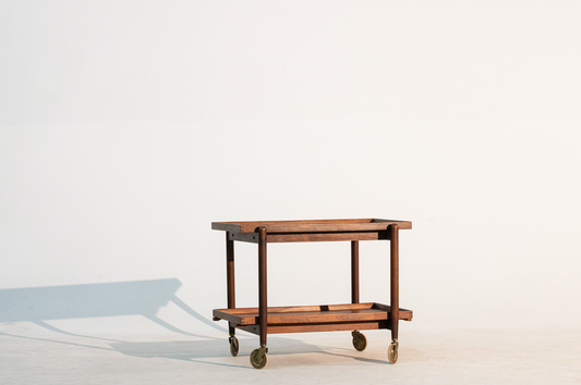 Poul hundevad | Rosewood Trolley