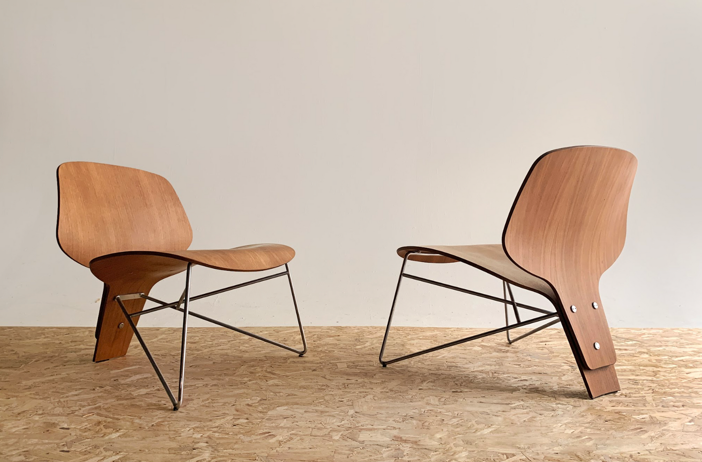 Eames Style Oak Lounge Chair